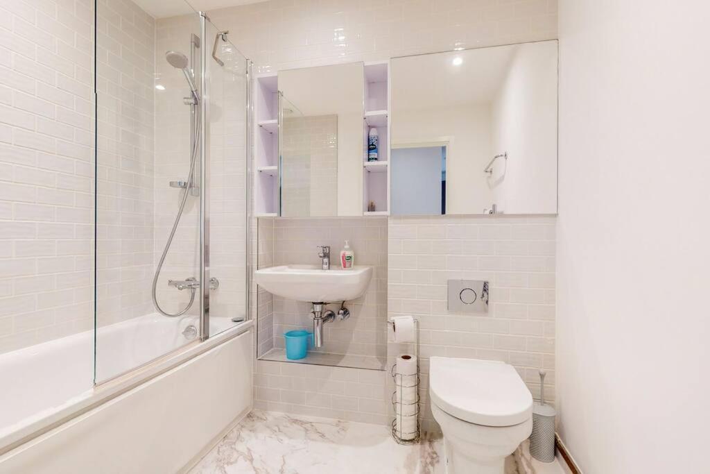 Lovely 1 Bedroom In Royal Arsenal Riverside Лондон Экстерьер фото